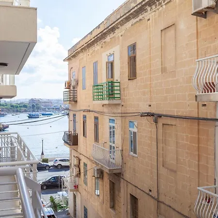شقة Sant Antnin Suites - Sea Side - By Haven And Keys Malta