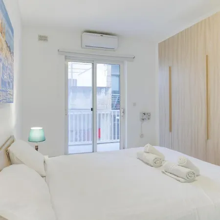 Sant Antnin Sea Side Suites By Haven And Keys Malta Apartmán Sliema