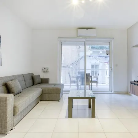 Sant Antnin Suites - Sea Side - By Haven And Keys Malta سليمة