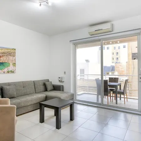 Sant Antnin Suites - Sea Side - By Haven And Keys Malta * Sliema