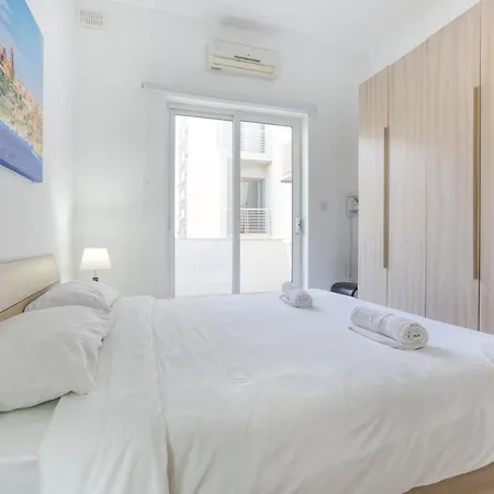 Sant Antnin Sea Side Suites By Haven And Keys Malta アパート スリーマ