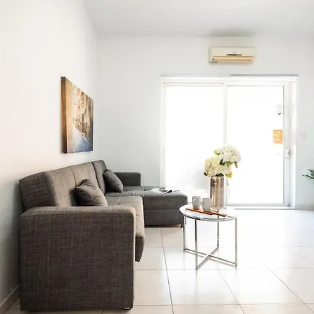 Sant Antnin Suites - Sea Side - By Haven And Keys Malta Appartamento