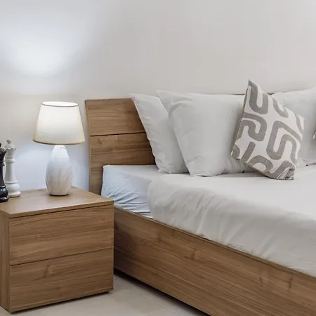 Sant Antnin Suites - Sea Side - By Haven And Keys Malta Appartamento *