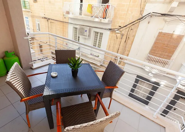 Sant Antnin Sea Side By Haven And Keys Malta Sliema