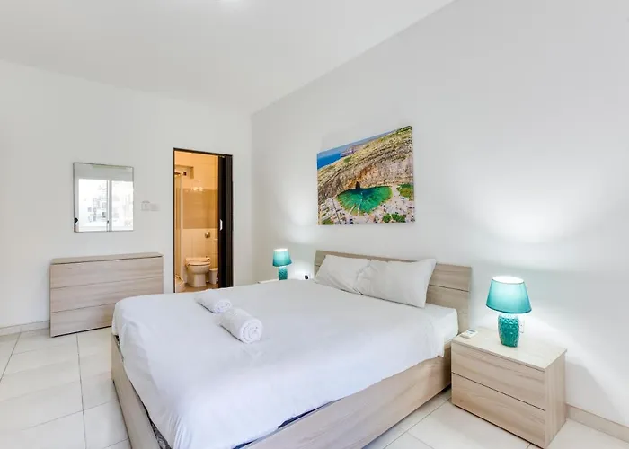 Sant Antnin Sea Side By Haven And Keys Malta Apartamento Sliema