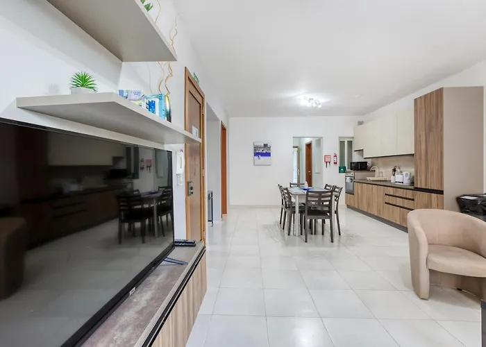 Sant Antnin Sea Side By Haven And Keys Malta Apartamento Sliema