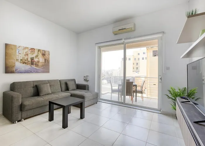 Sant Antnin Sea Side By Haven And Keys Malta Apartamento Sliema