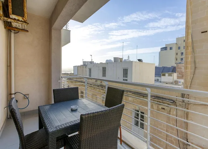 Sant Antnin Sea Side By Haven And Keys Malta Apartamento Sliema