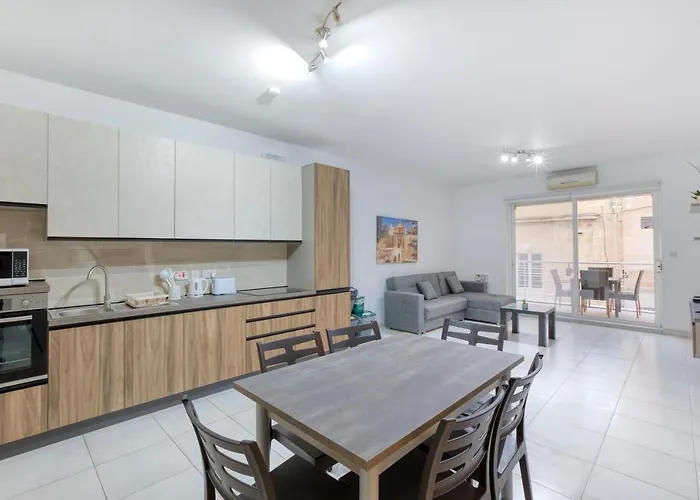 Sant Antnin Sea Side By Haven And Keys Malta Apartamento Sliema