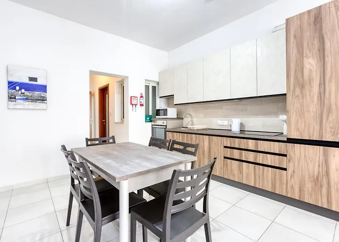 Sant Antnin Sea Side By Haven And Keys Malta Apartment