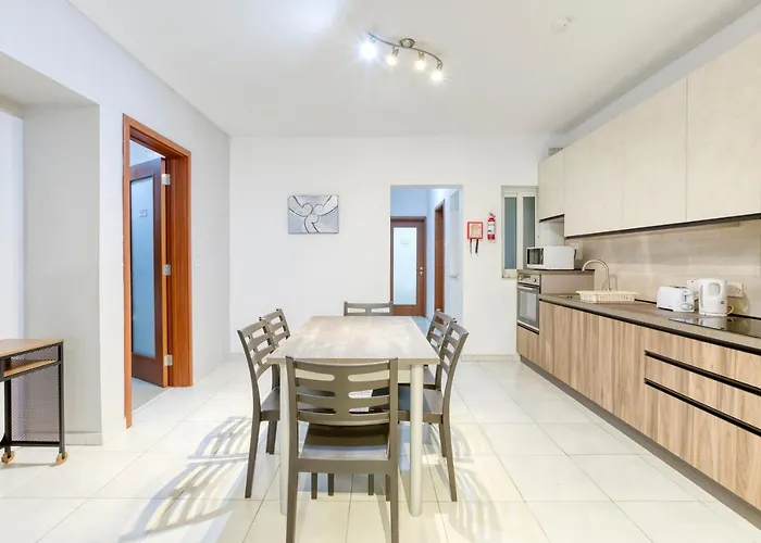 Sant Antnin Sea Side By Haven And Keys Malta Sliema