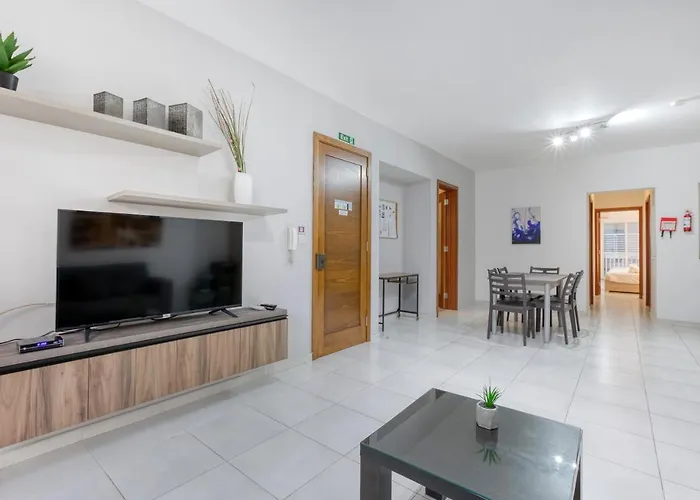 Sant Antnin Sea Side By Haven And Keys Malta Apartamento Sliema