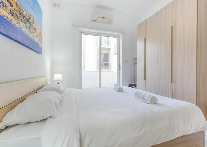 Sant Antnin Sea Side By Haven And Keys Malta Apartamento Sliema