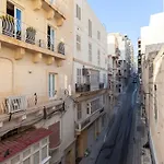 Lejlighed Sant Antnin By Haven And Keys Malta Sliema